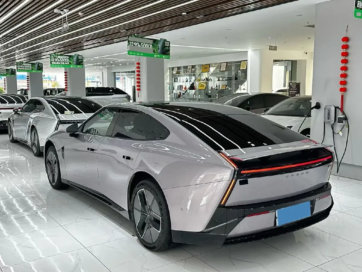 2025 Xpeng P7 BEV,autocango,china used car exporter,china ev exporter,chinese used car exporter,chinese used ev exporter