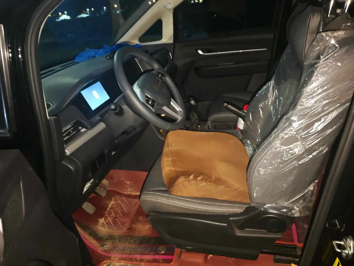 2024 BAW RuiSheng Trump M7 1.6L 124HP L4 5MT,autocango,china used car exporter,china ev exporter,chinese used car exporter,chinese used ev exporter