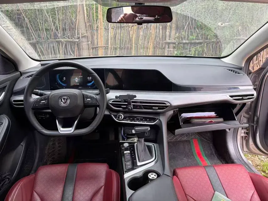 2021 ChangAn Eado 1.4T 160HP L4 7DCT,autocango,china used car exporter,china ev exporter,chinese used car exporter,chinese used ev exporter