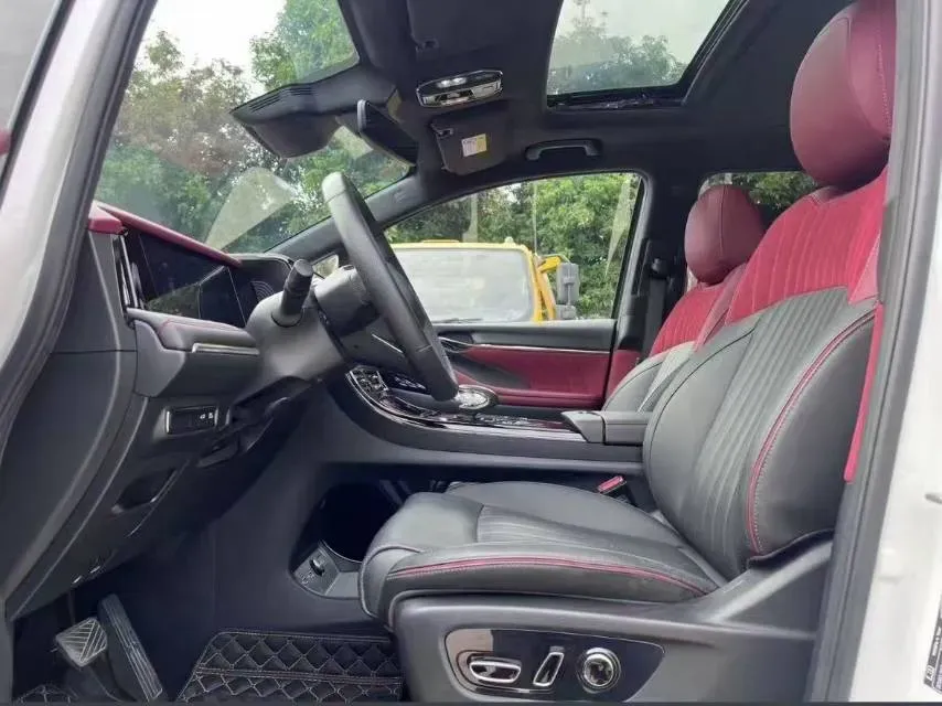 2024 GAC Trumpchi M8 2.0T 190HP L4 E-CVT Hybrid,autocango,china used car exporter,china ev exporter,chinese used car exporter,chinese used ev exporter