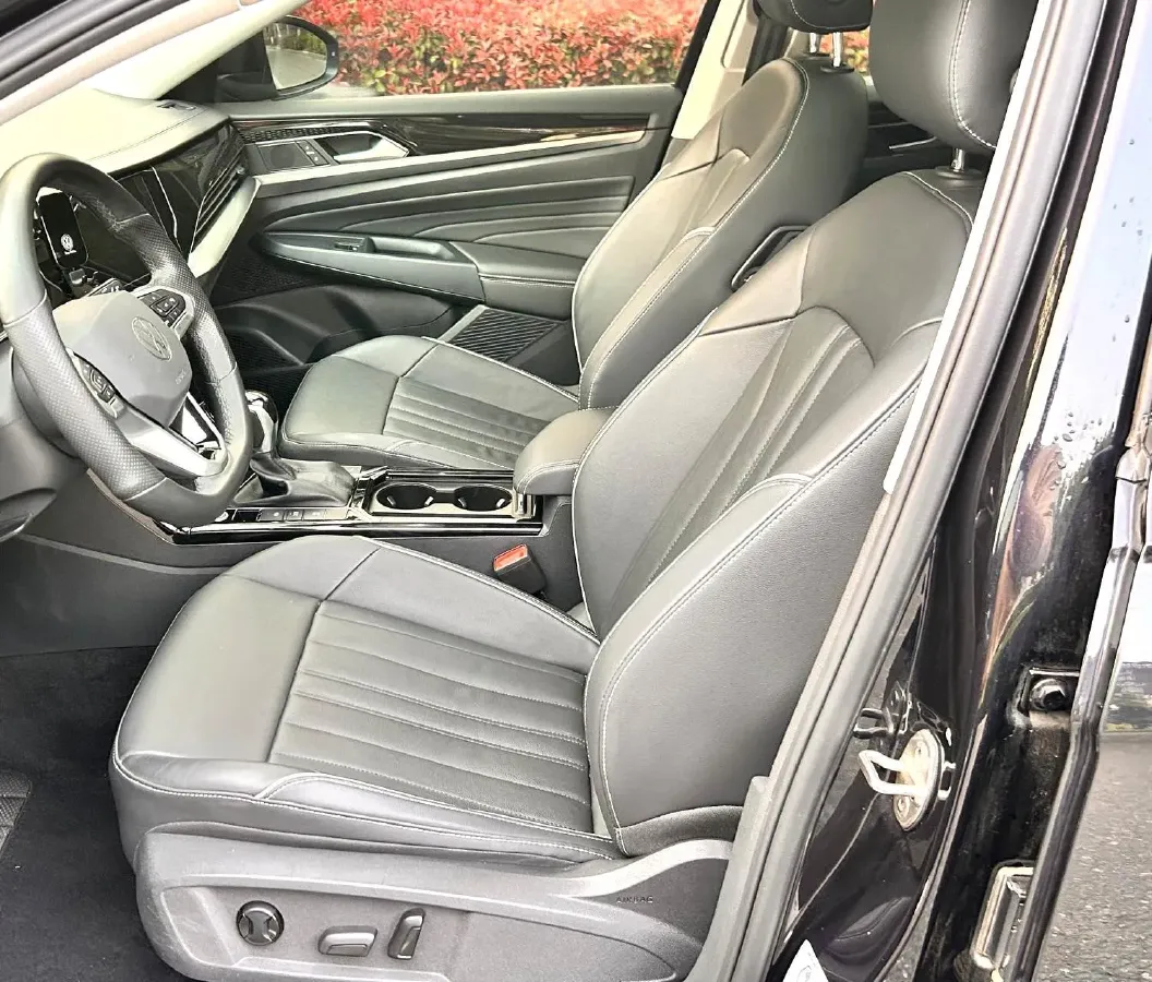 2022 Skoda Kodiak GT 2.0T 186HP L4 7DCT,autocango,china used car exporter,china ev exporter,chinese used car exporter,chinese used ev exporter