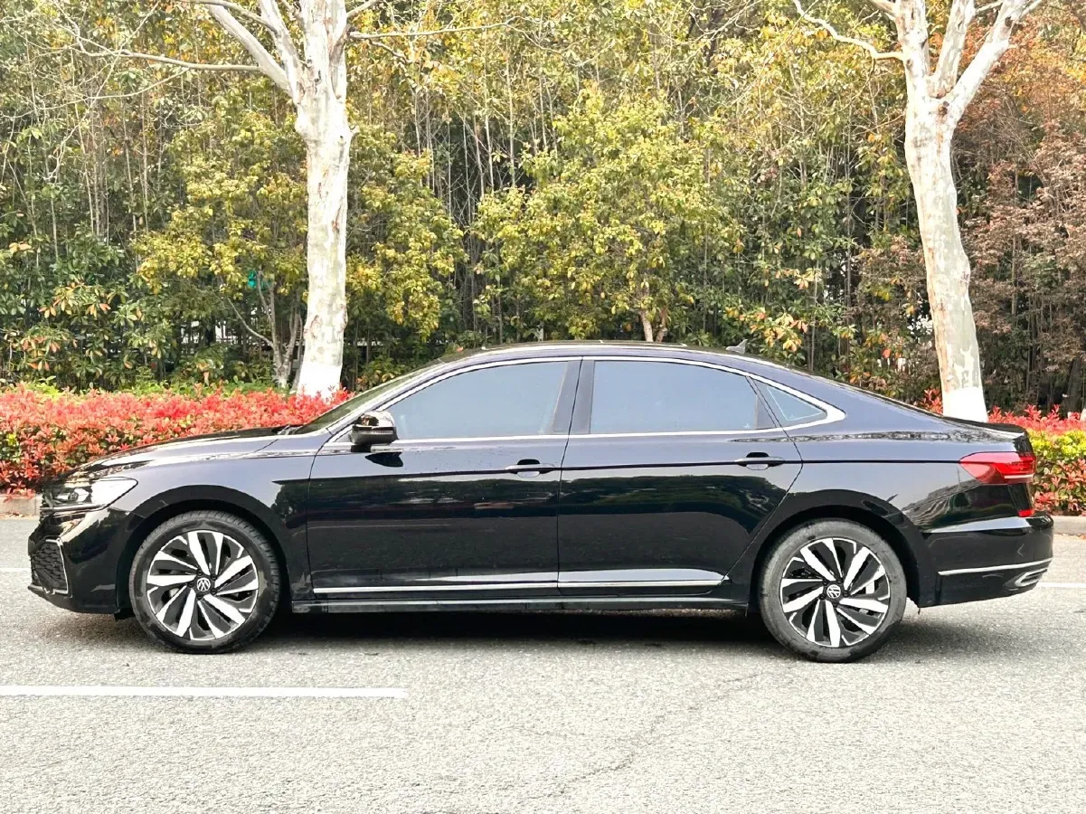 2022 Skoda Kodiak GT 2.0T 186HP L4 7DCT,autocango,china used car exporter,china ev exporter,chinese used car exporter,chinese used ev exporter