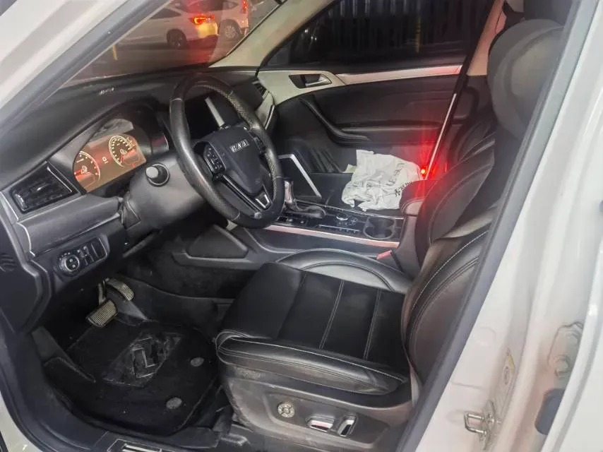 2018 Haval H7 2.0T 231HP L4 6DCT,autocango,china used car exporter,china ev exporter,chinese used car exporter,chinese used ev exporter