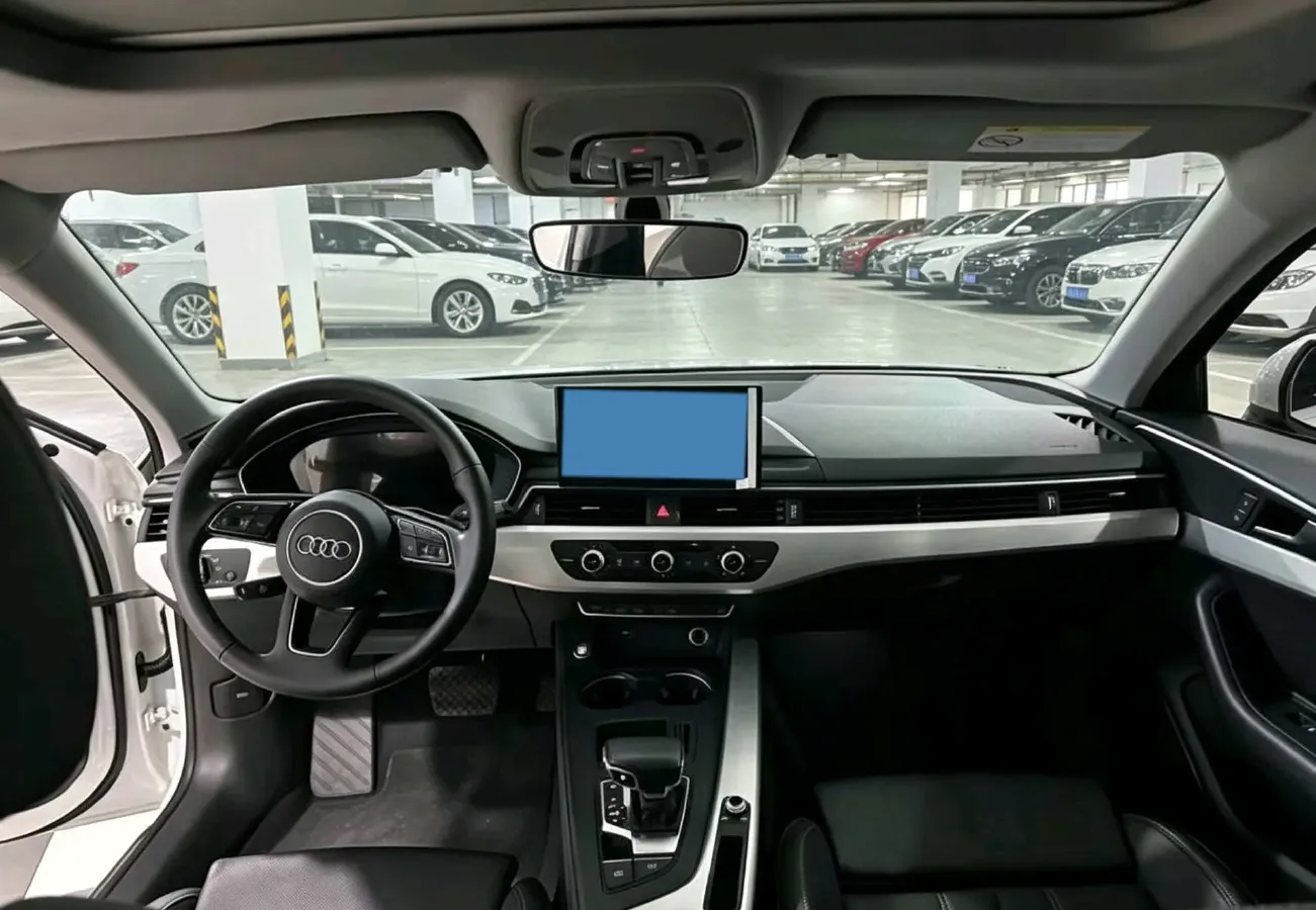 2020 Audi A4L 2.0T 190HP L4 7DCT,autocango,china used car exporter,china ev exporter,chinese used car exporter,chinese used ev exporter