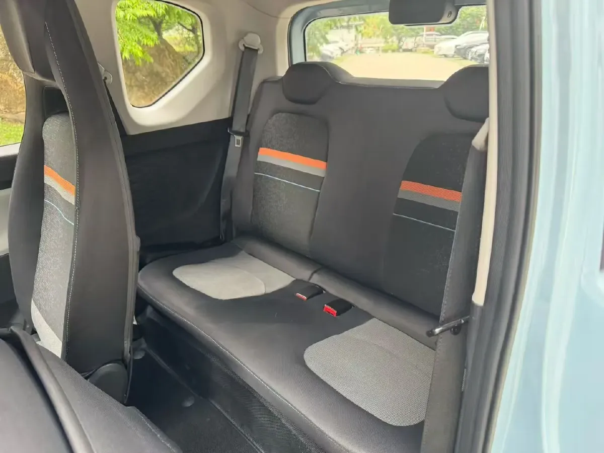 2020 WuLing HongGuang MINI EV BEV 13.8KWH,autocango,china used car exporter,china ev exporter,chinese used car exporter,chinese used ev exporter