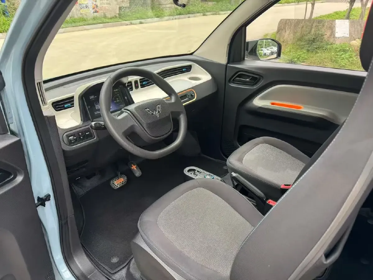 2020 WuLing HongGuang MINI EV BEV 13.8KWH,autocango,china used car exporter,china ev exporter,chinese used car exporter,chinese used ev exporter