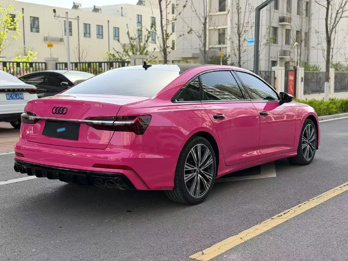 2021 Audi A6L 2.0T 224HP L4 7DCT,autocango,china used car exporter,china ev exporter,chinese used car exporter,chinese used ev exporter