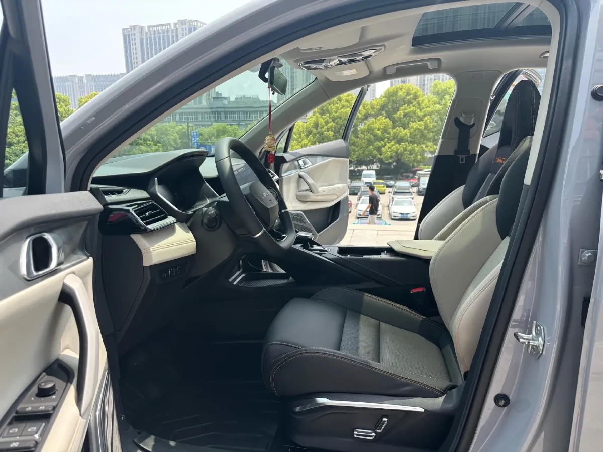 2022 Roewe i6 MAX BEV 61.1KWH,autocango,china used car exporter,china ev exporter,chinese used car exporter,chinese used ev exporter