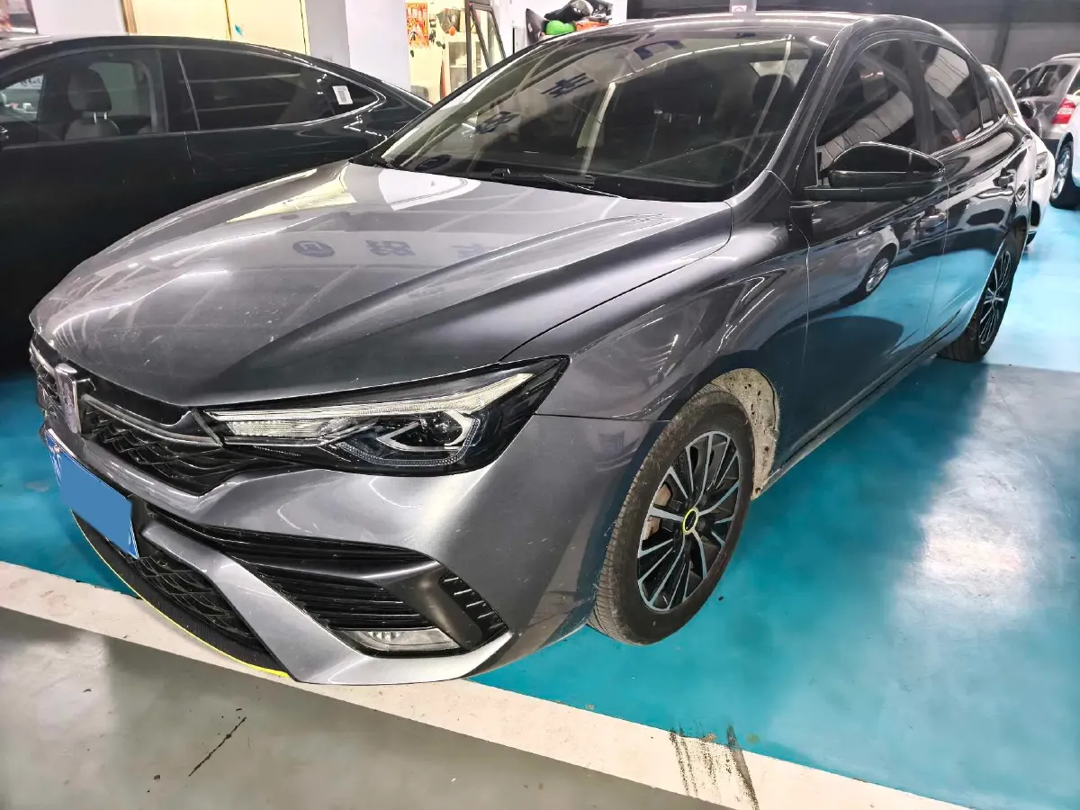 2021 Roewe i5 1.5L 120HP L4 CVT,autocango,china used car exporter,china ev exporter,chinese used car exporter,chinese used ev exporter