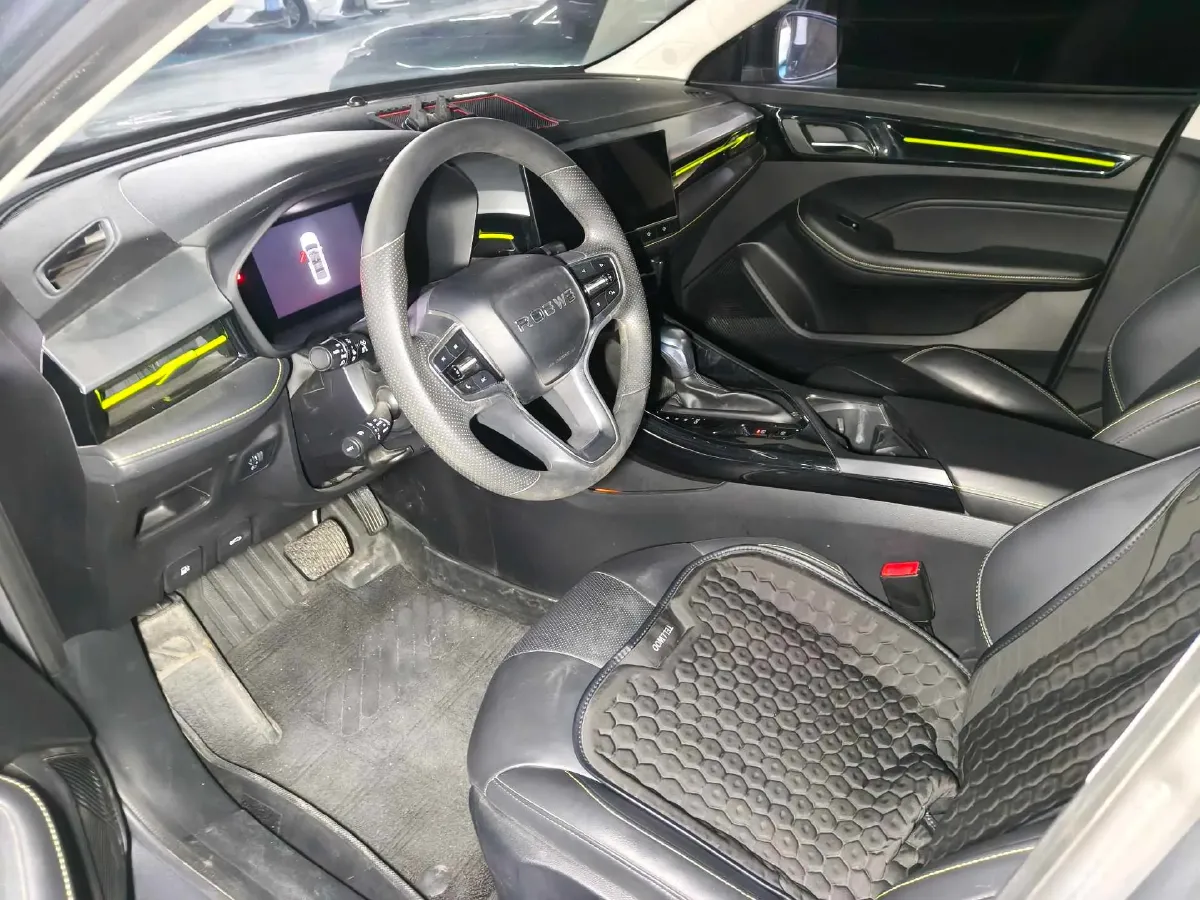 2021 Roewe i5 1.5L 120HP L4 CVT,autocango,china used car exporter,china ev exporter,chinese used car exporter,chinese used ev exporter