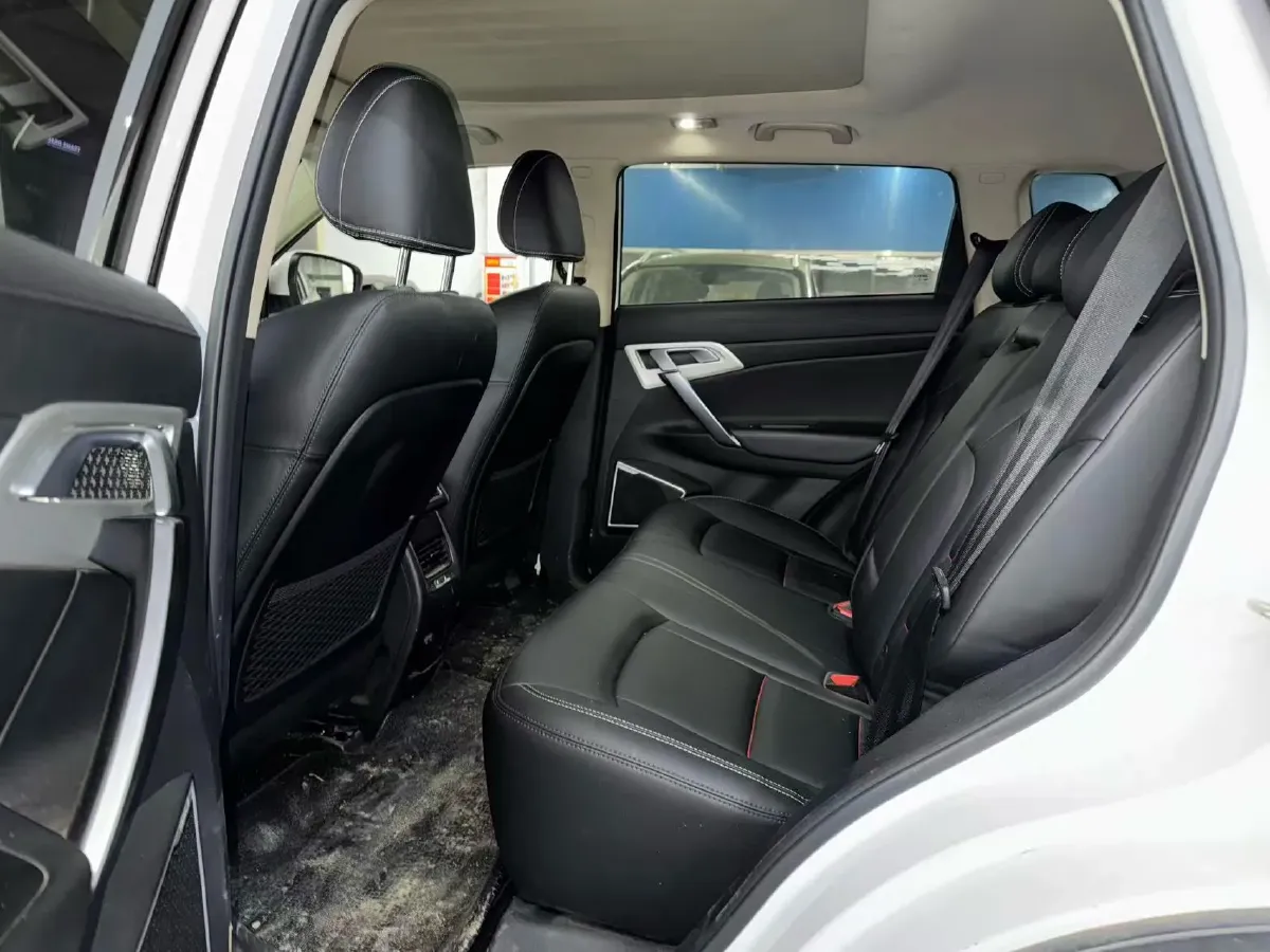 2020 Roewe i6 1.5T 169HP L4 7DCT,autocango,china used car exporter,china ev exporter,chinese used car exporter,chinese used ev exporter