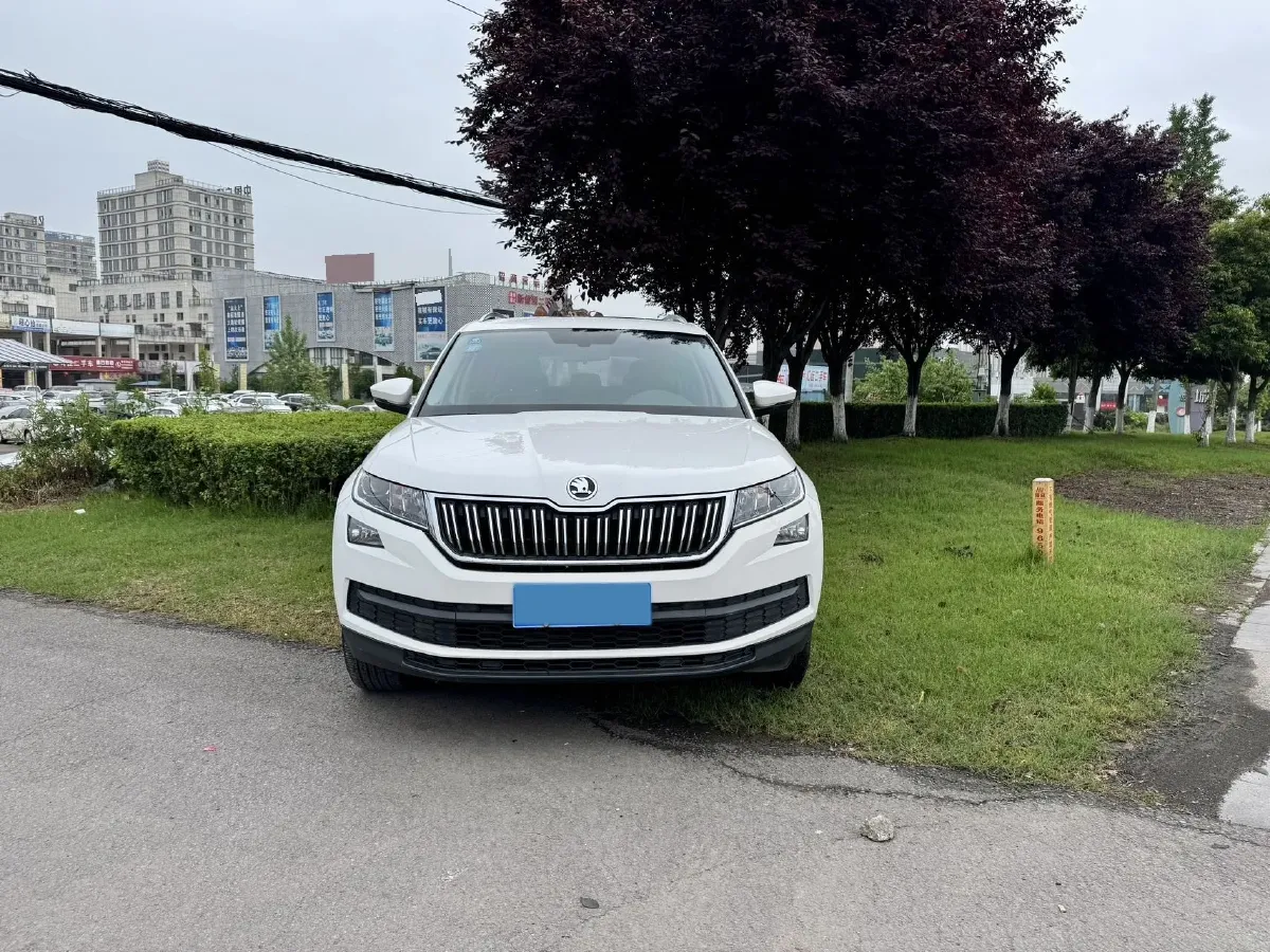 2018 Skoda Kodiak 2.0T 186HP L4 7DCT,autocango,china used car exporter,china ev exporter,chinese used car exporter,chinese used ev exporter