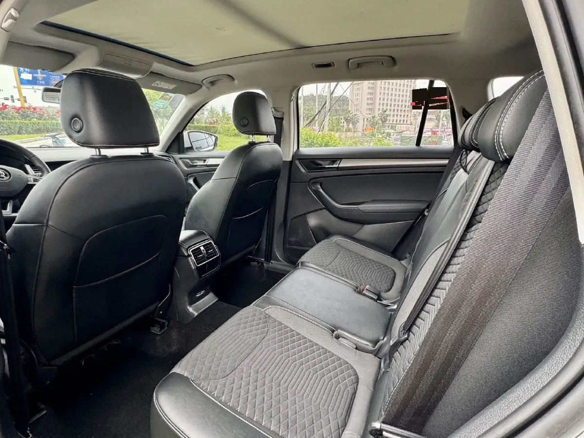 2018 Skoda Kodiak 2.0T 186HP L4 7DCT,autocango,china used car exporter,china ev exporter,chinese used car exporter,chinese used ev exporter