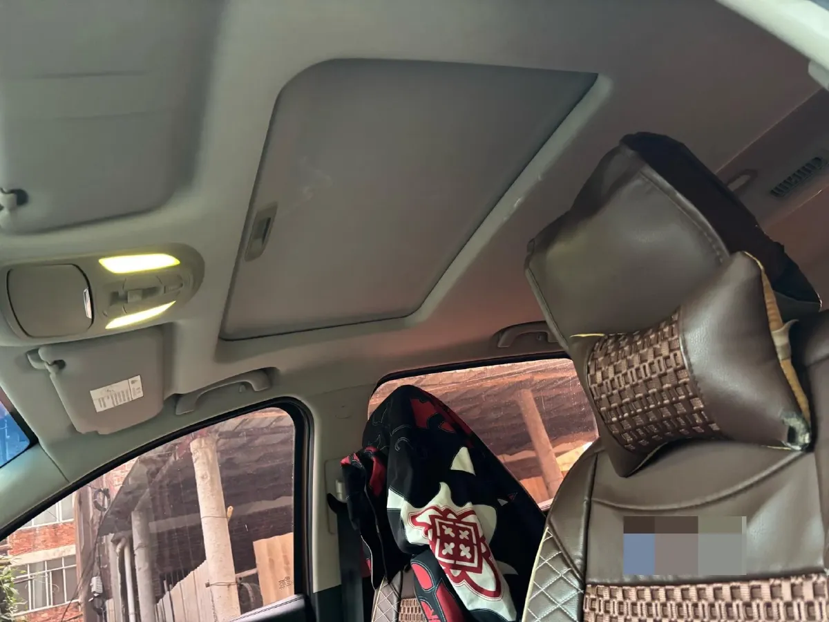 2017 BaoJun 730 1.5T 150HP L4 6DCT,autocango,china used car exporter,china ev exporter,chinese used car exporter,chinese used ev exporter