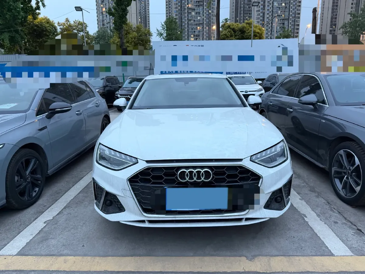 2020 Audi A4L 2.0T 190HP L4 7DCT,autocango,china used car exporter,china ev exporter,chinese used car exporter,chinese used ev exporter