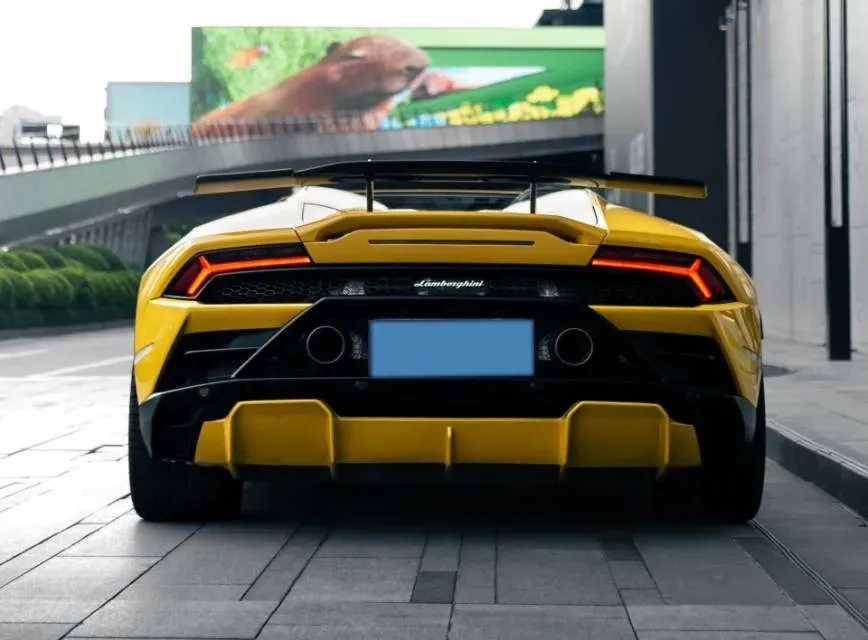 2019 Lamborghini Huracán 5.2L 640HP V10 7DCT,autocango,china used car exporter,china ev exporter,chinese used car exporter,chinese used ev exporter