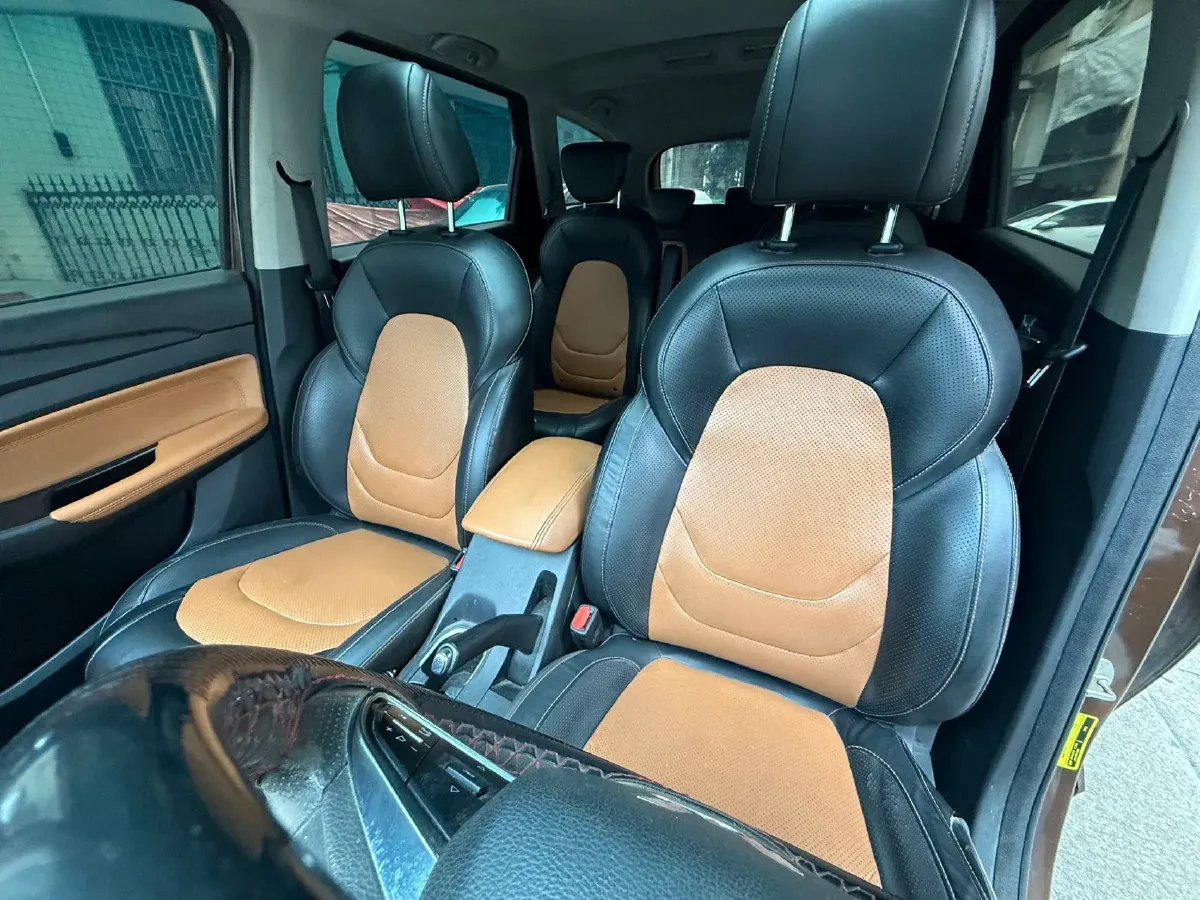 2018 WuLing HongGuang S3 1.5T 150HP L4 6MT,autocango,china used car exporter,china ev exporter,chinese used car exporter,chinese used ev exporter