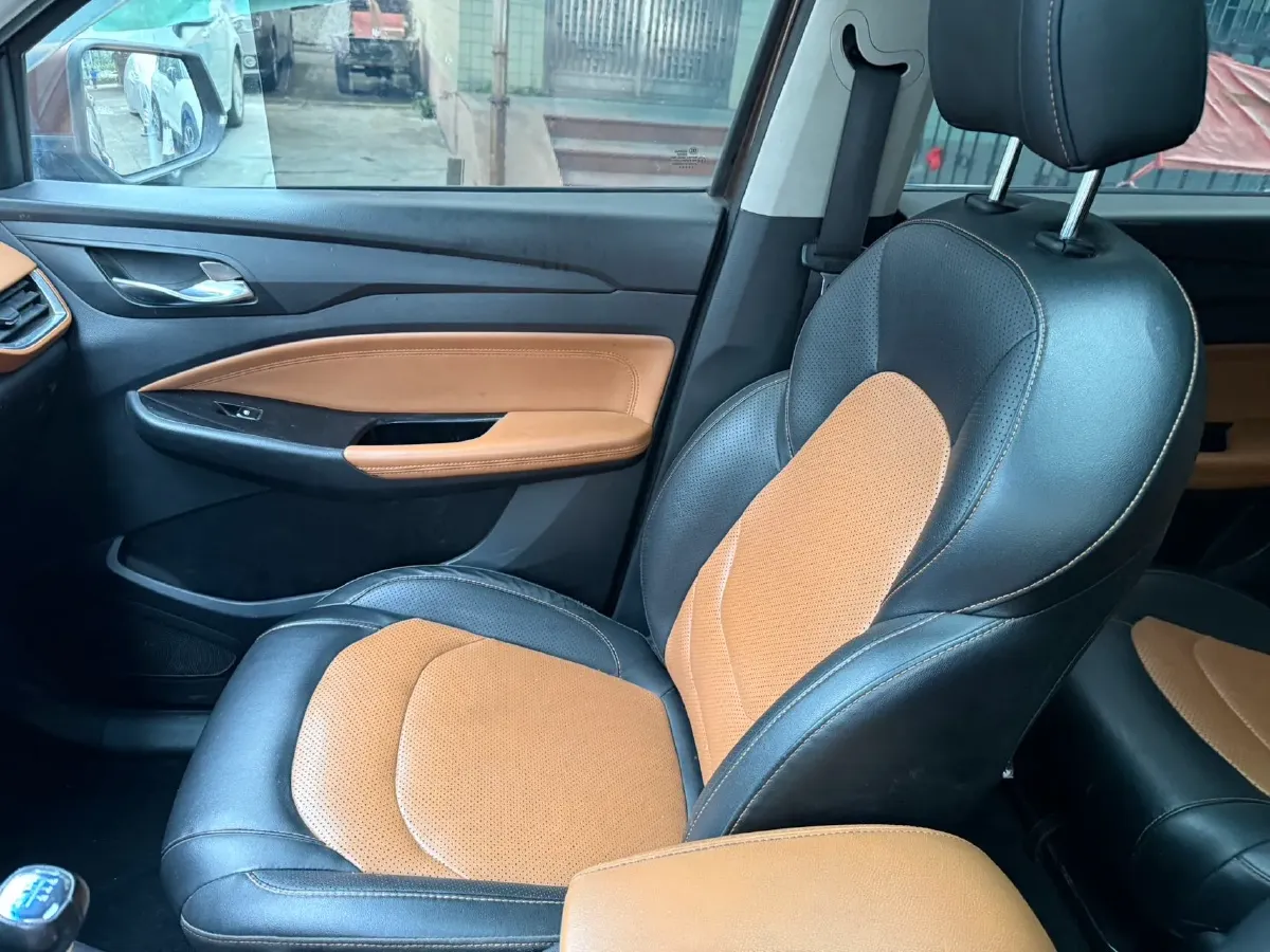 2018 WuLing HongGuang S3 1.5T 150HP L4 6MT,autocango,china used car exporter,china ev exporter,chinese used car exporter,chinese used ev exporter