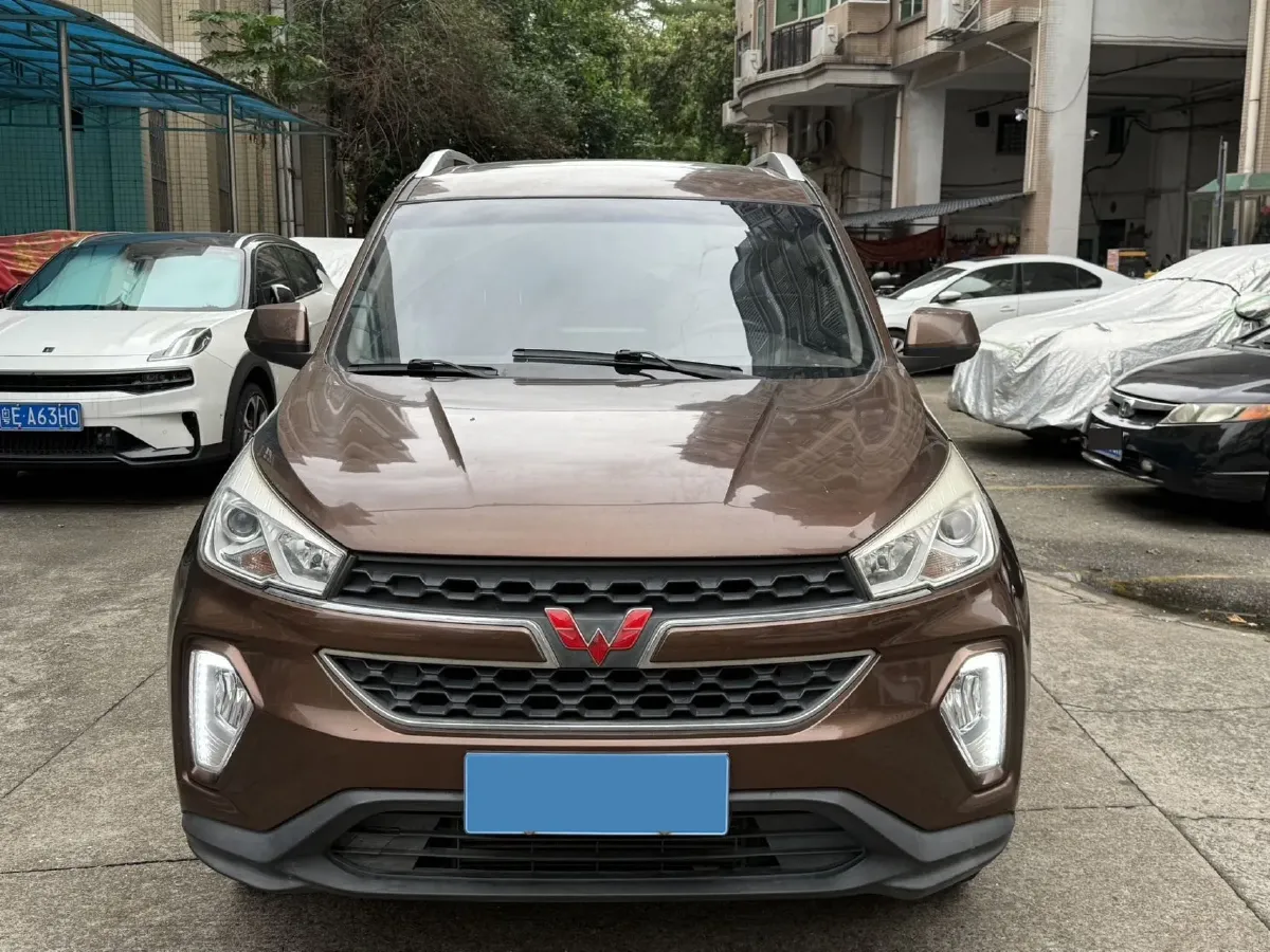 2018 WuLing HongGuang S3 1.5T 150HP L4 6MT,autocango,china used car exporter,china ev exporter,chinese used car exporter,chinese used ev exporter