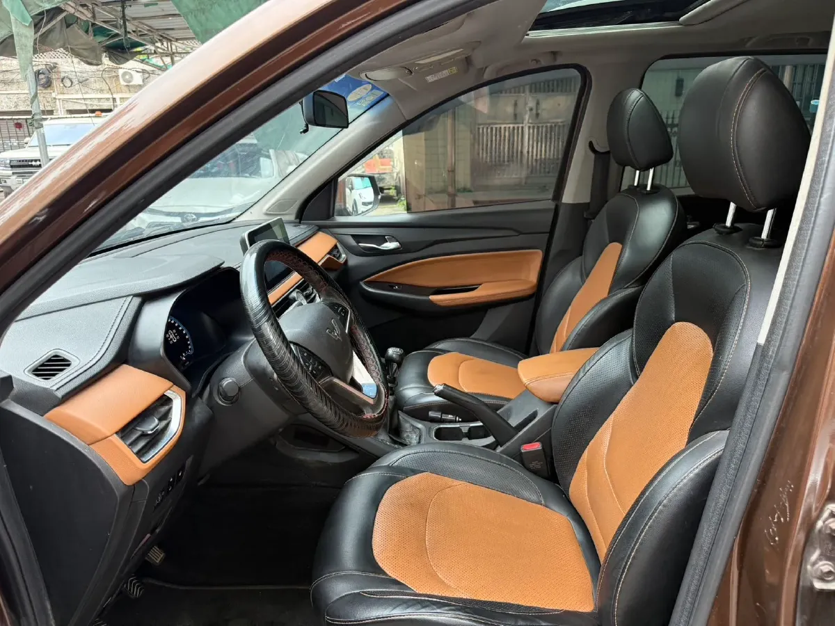 2018 WuLing HongGuang S3 1.5T 150HP L4 6MT,autocango,china used car exporter,china ev exporter,chinese used car exporter,chinese used ev exporter