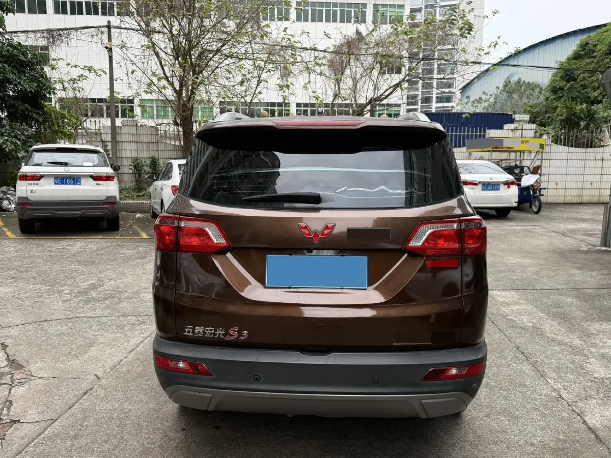 2018 WuLing HongGuang S3 1.5T 150HP L4 6MT,autocango,china used car exporter,china ev exporter,chinese used car exporter,chinese used ev exporter