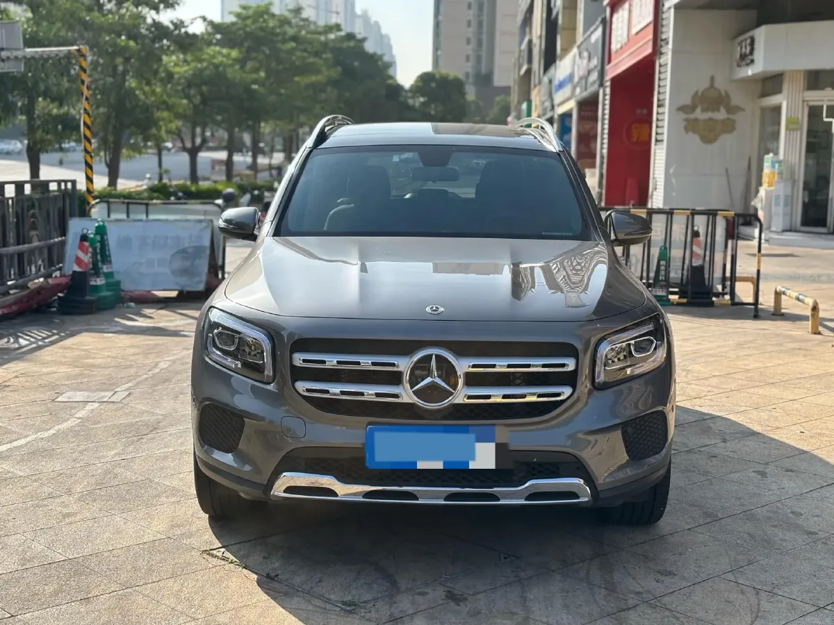 2023 Mercedes-Benz GLB Class 2.0T 190HP L4 8DCT,autocango,china used car exporter,china ev exporter,chinese used car exporter,chinese used ev exporter