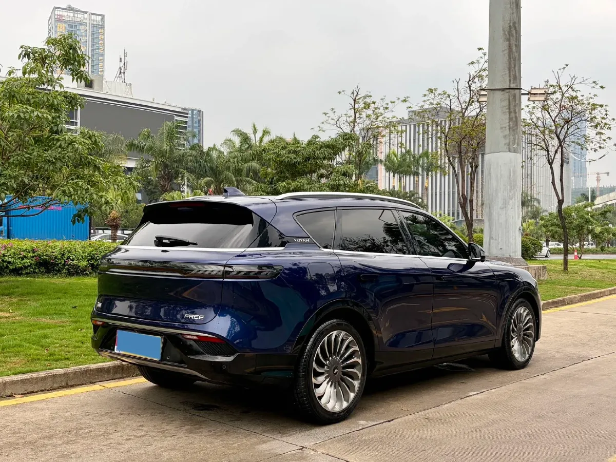 2021 Voyah FREE Range Extended 109HP REEV 33KWH,autocango,china used car exporter,china ev exporter,chinese used car exporter,chinese used ev exporter