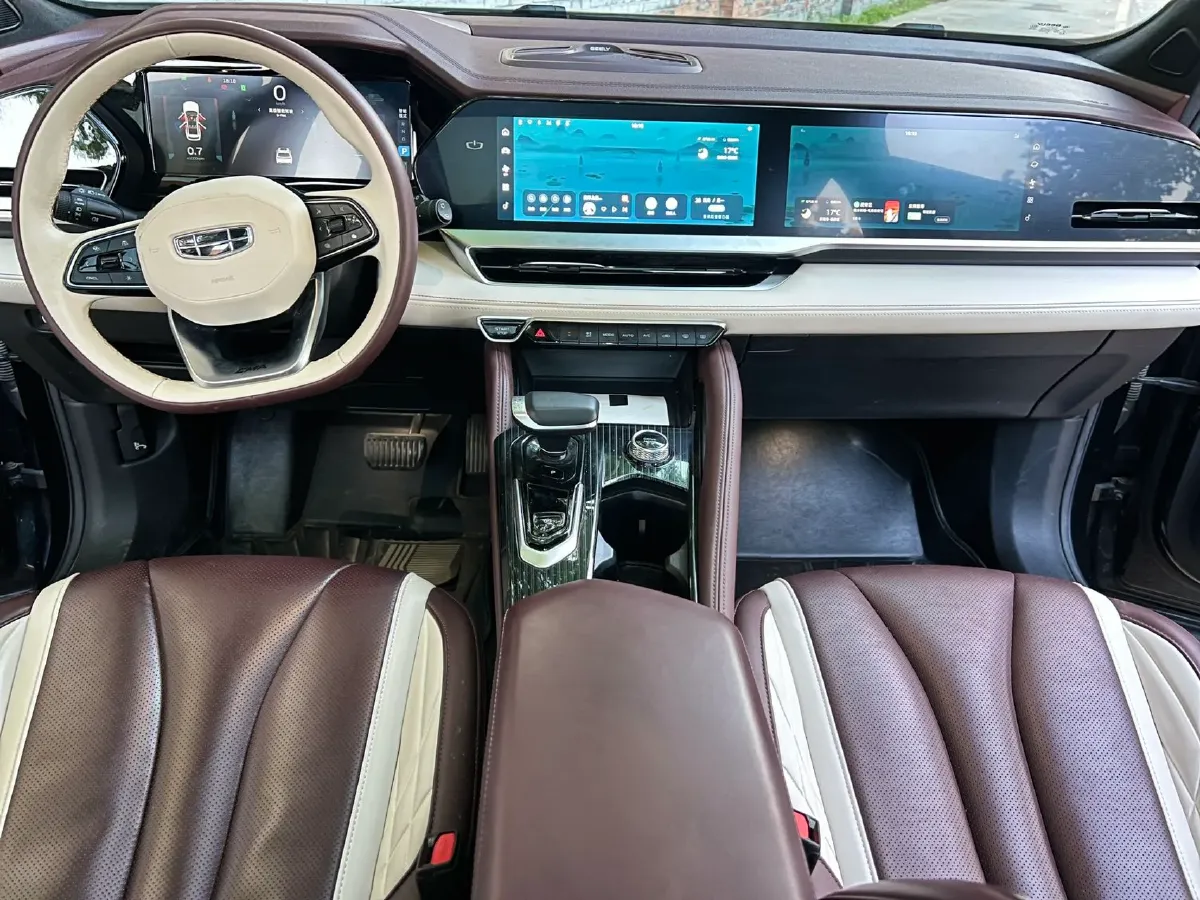 2021 Geely Monjaro 2.0T 218HP L4 7DCT,autocango,china used car exporter,china ev exporter,chinese used car exporter,chinese used ev exporter