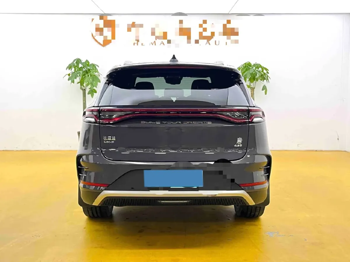 2022 Jeep Grand Commander 2.0T 265HP L4 9AT,autocango,china used car exporter,china ev exporter,chinese used car exporter,chinese used ev exporter
