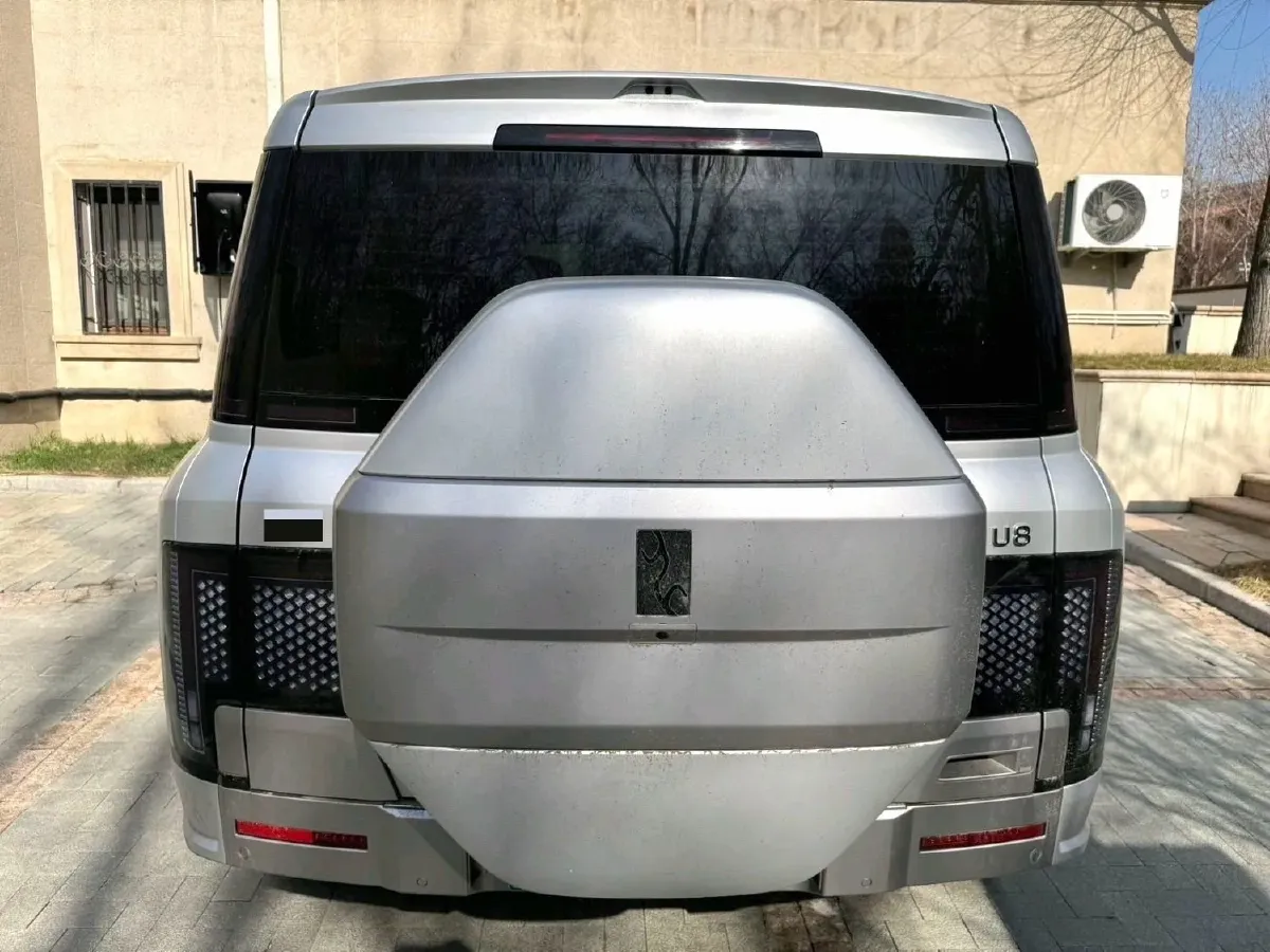 2023 YangWang U8 2.0T 272HP L4 REEV 49.05KWH,autocango,china used car exporter,china ev exporter,chinese used car exporter,chinese used ev exporter