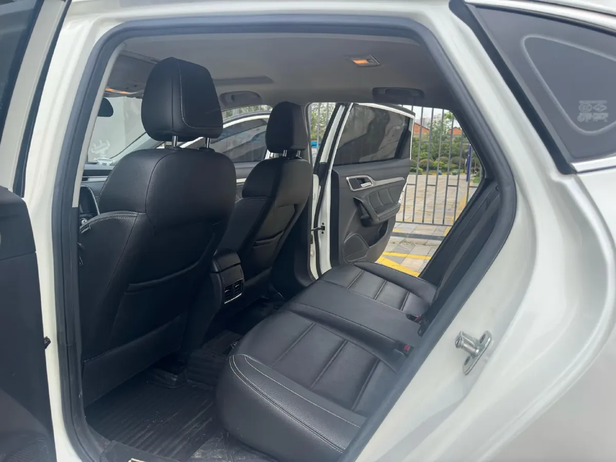 2017 MG MG6 1.5T 169HP L4 7DCT,autocango,china used car exporter,china ev exporter,chinese used car exporter,chinese used ev exporter