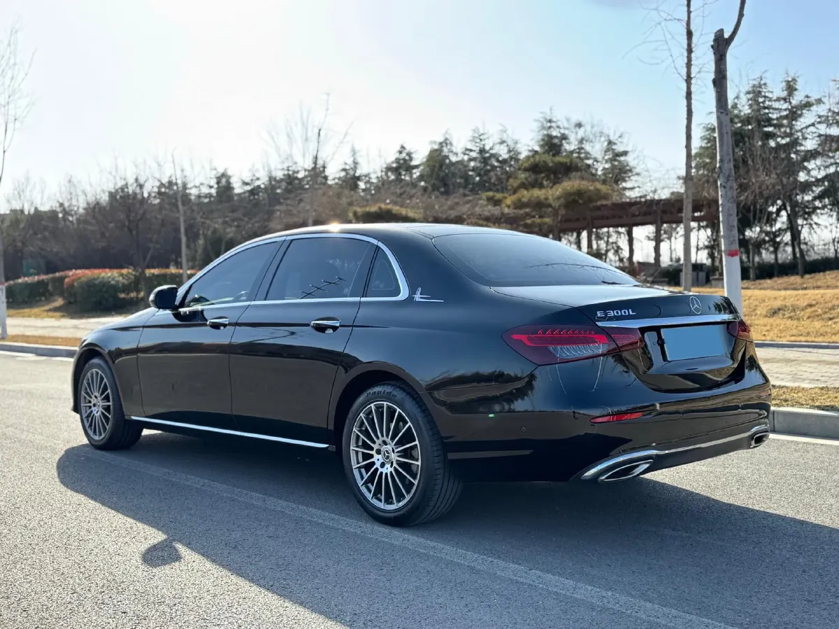 2022 Mercedes-Benz E Class 2.0T 197HP L4 9AT,autocango,china used car exporter,china ev exporter,chinese used car exporter,chinese used ev exporter