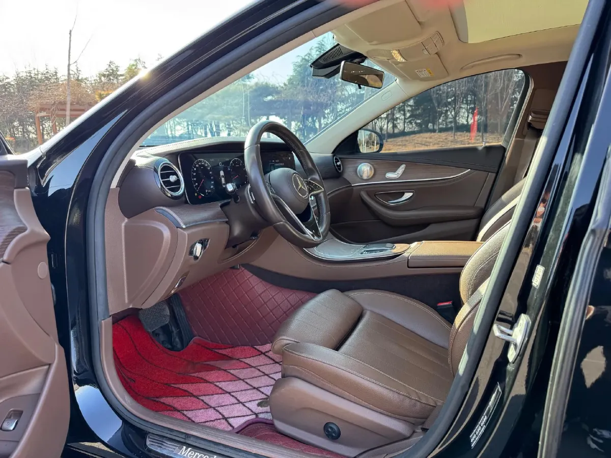 2022 Mercedes-Benz E Class 2.0T 197HP L4 9AT,autocango,china used car exporter,china ev exporter,chinese used car exporter,chinese used ev exporter
