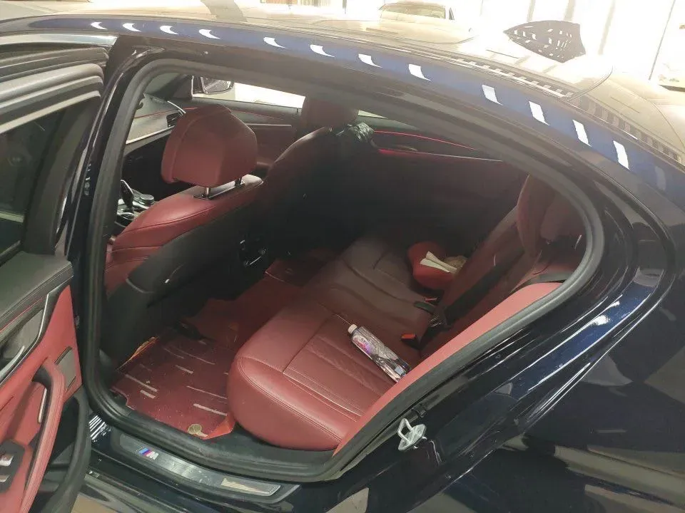 2021 BMW 5 Series 2.0T 252HP L4 8AT,autocango,china used car exporter,china ev exporter,chinese used car exporter,chinese used ev exporter