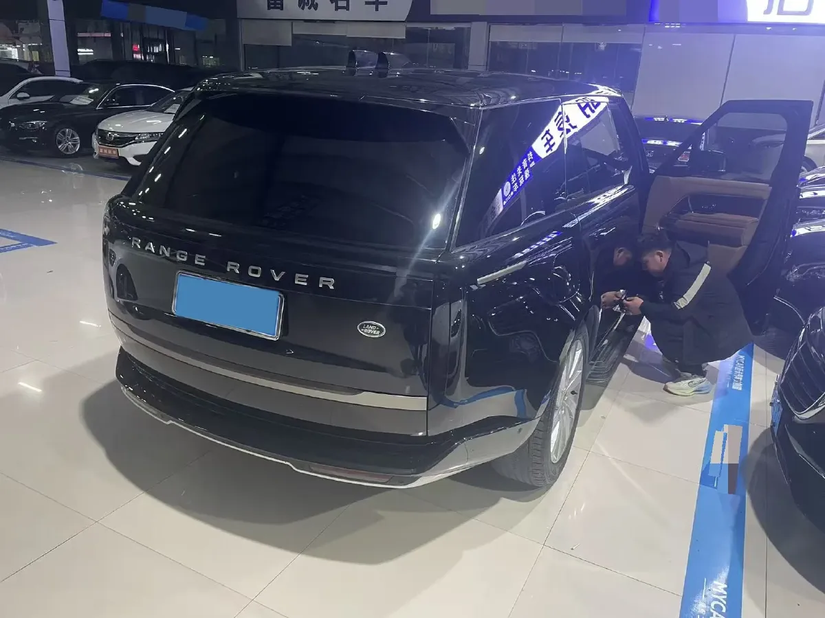 2023 Land Rover Range Rover 3.0T 400HP L6 8AT,autocango,china used car exporter,china ev exporter,chinese used car exporter,chinese used ev exporter
