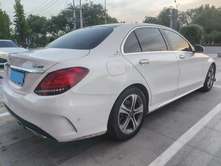 2020 Mercedes-Benz C Class 1.5T 184HP L4 9AT,autocango,china used car exporter,china ev exporter,chinese used car exporter,chinese used ev exporter