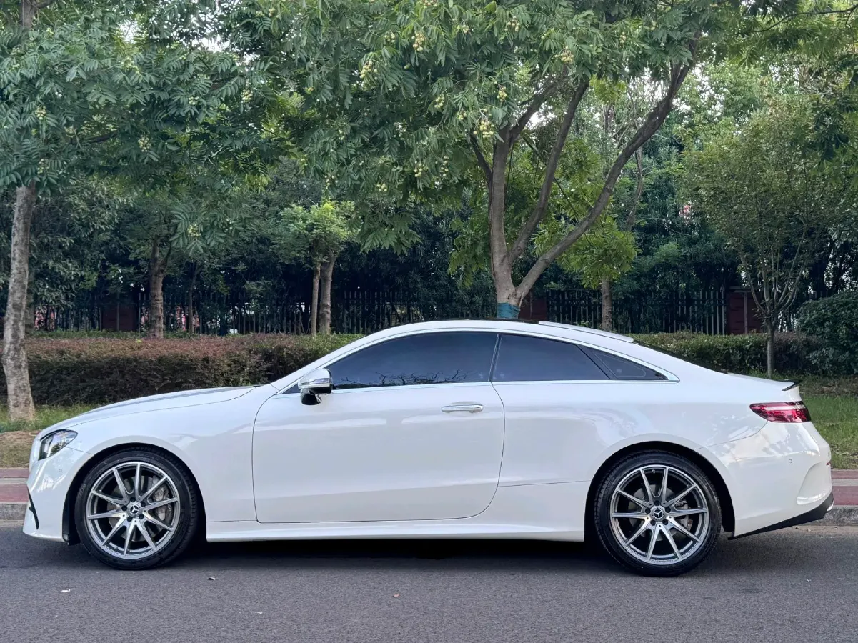 2023 Mercedes-Benz E Class 2.0T 258HP L4 9AT,autocango,china used car exporter,china ev exporter,chinese used car exporter,chinese used ev exporter