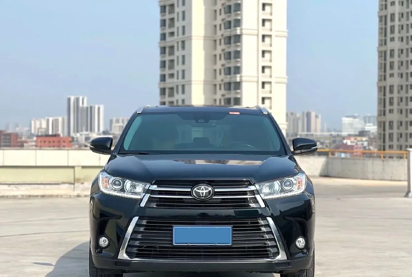 2021 Toyota Highlander 2.0T 220HP L4 6AT,autocango,china used car exporter,china ev exporter,chinese used car exporter,chinese used ev exporter