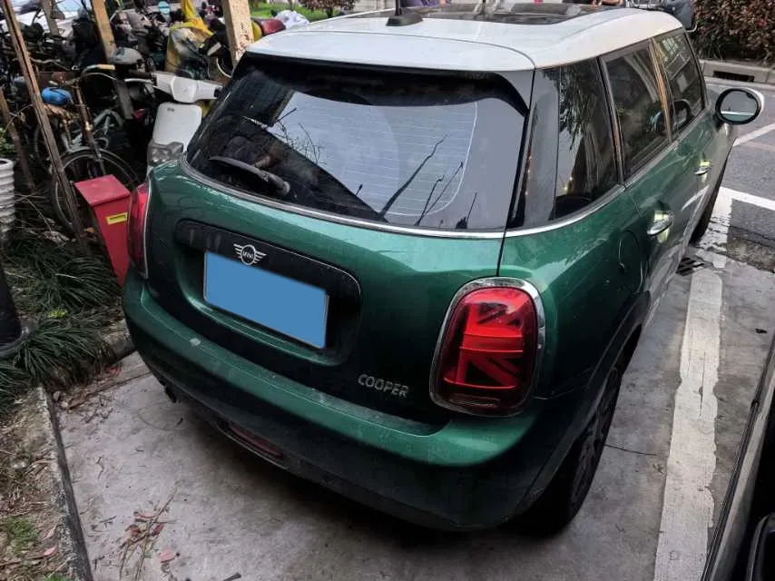2021 MINI MINI 1.5T 136HP L3 7DCT,autocango,china used car exporter,china ev exporter,chinese used car exporter,chinese used ev exporter