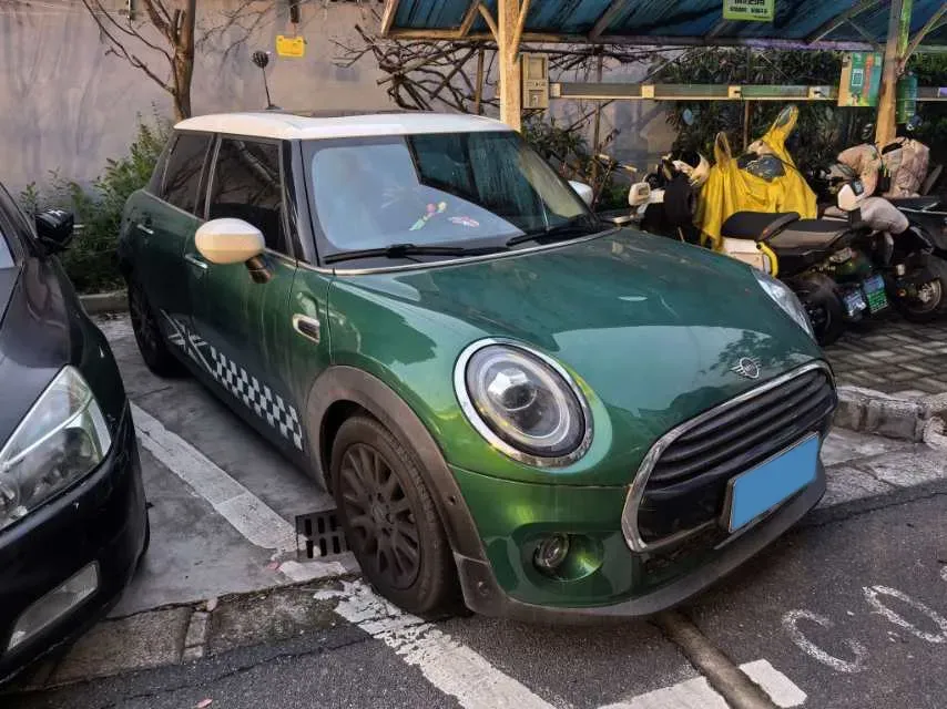 2021 MINI MINI 1.5T 136HP L3 7DCT,autocango,china used car exporter,china ev exporter,chinese used car exporter,chinese used ev exporter