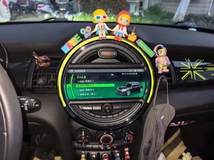 2021 MINI MINI 1.5T 136HP L3 7DCT,autocango,china used car exporter,china ev exporter,chinese used car exporter,chinese used ev exporter