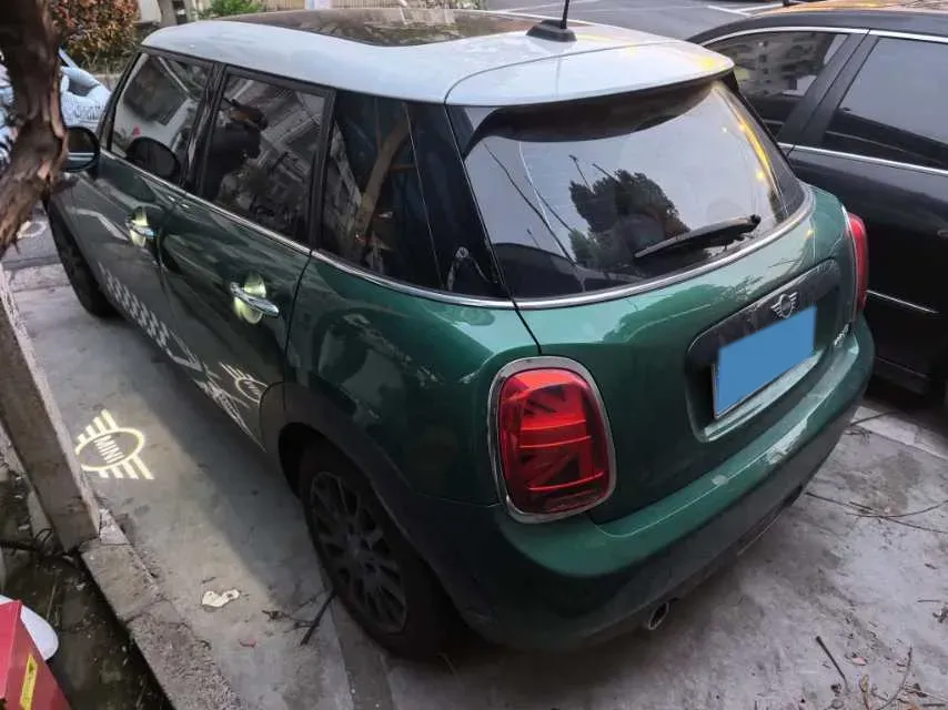 2021 MINI MINI 1.5T 136HP L3 7DCT,autocango,china used car exporter,china ev exporter,chinese used car exporter,chinese used ev exporter