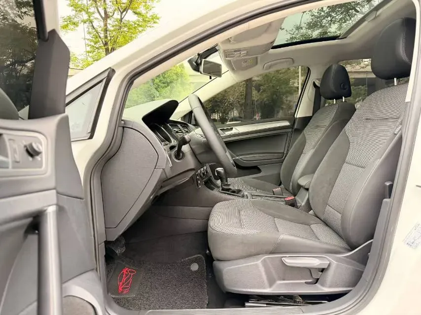 2020 Volkswagen Golf 1.4T 150HP L4 7DCT,autocango,china used car exporter,china ev exporter,chinese used car exporter,chinese used ev exporter