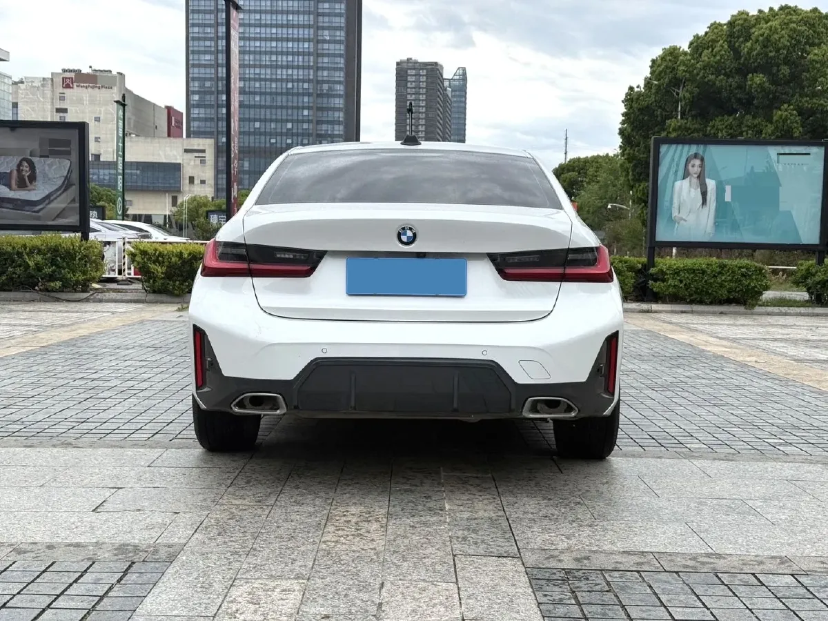2024 BMW 3 Series 2.0T 156HP L4 8AT,autocango,china used car exporter,china ev exporter,chinese used car exporter,chinese used ev exporter