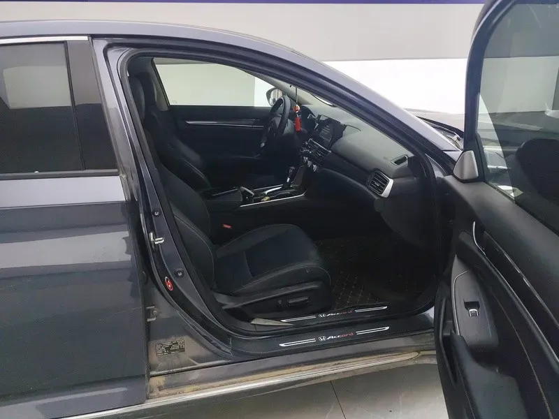 2022 Honda Accord 1.5T 194HP L4 CVT,autocango,china used car exporter,china ev exporter,chinese used car exporter,chinese used ev exporter