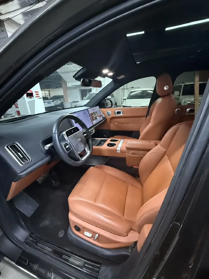 2024 Li L6 Range Extended 154HP L4 REEV 36.8KWH,autocango,china used car exporter,china ev exporter,chinese used car exporter,chinese used ev exporter