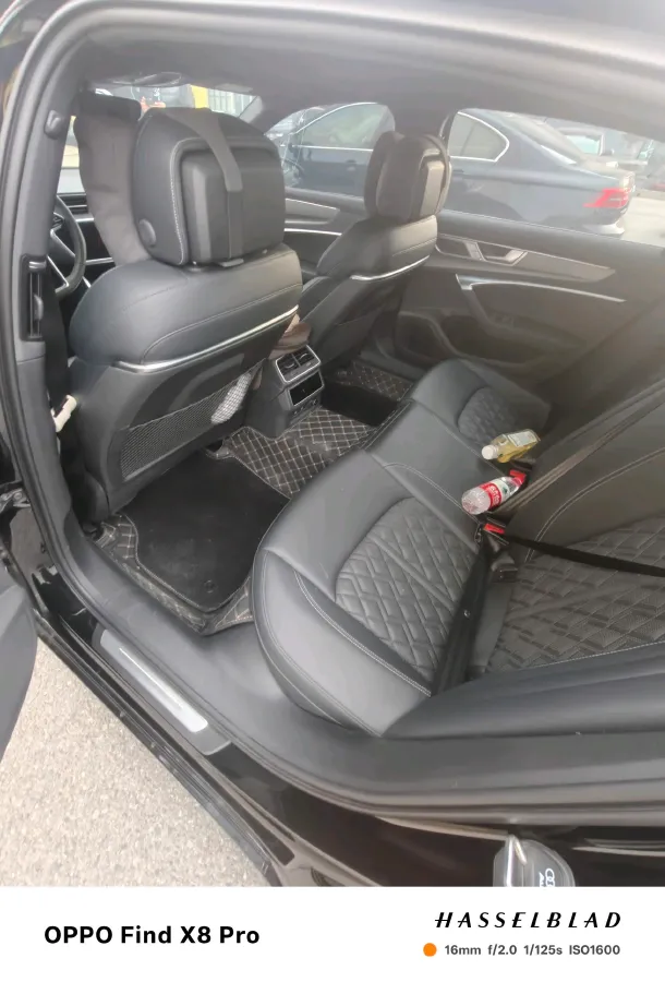 2025 Audi A6L 2.0T 245HP L4 7DCT,autocango,china used car exporter,china ev exporter,chinese used car exporter,chinese used ev exporter