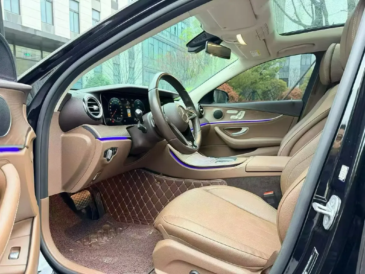 2022 Mercedes-Benz GLC Class 2.0T 258HP L4 9AT,autocango,china used car exporter,china ev exporter,chinese used car exporter,chinese used ev exporter