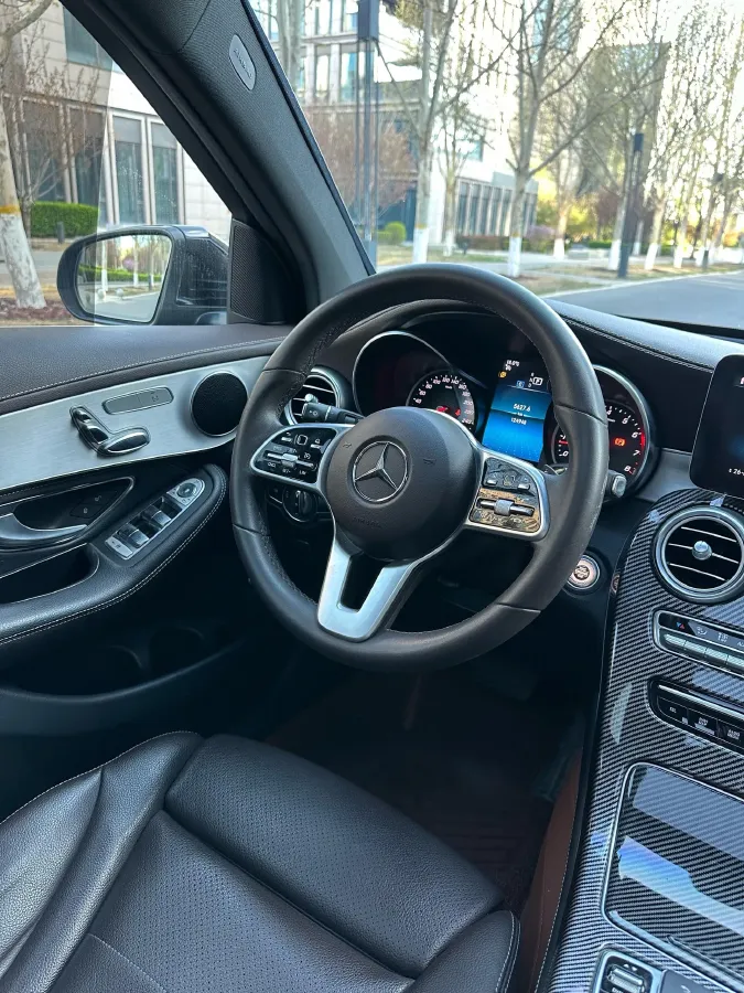 2020 Mercedes-Benz GLC Class 2.0T 197HP L4 9AT,autocango,china used car exporter,china ev exporter,chinese used car exporter,chinese used ev exporter