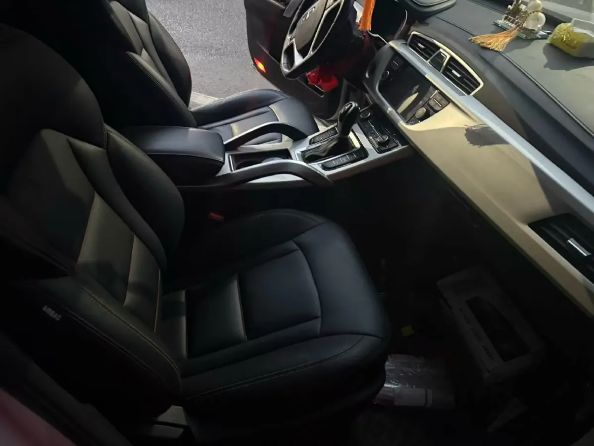 2018 Geely Azkarra 1.8T 184HP L4 6AT,autocango,china used car exporter,china ev exporter,chinese used car exporter,chinese used ev exporter